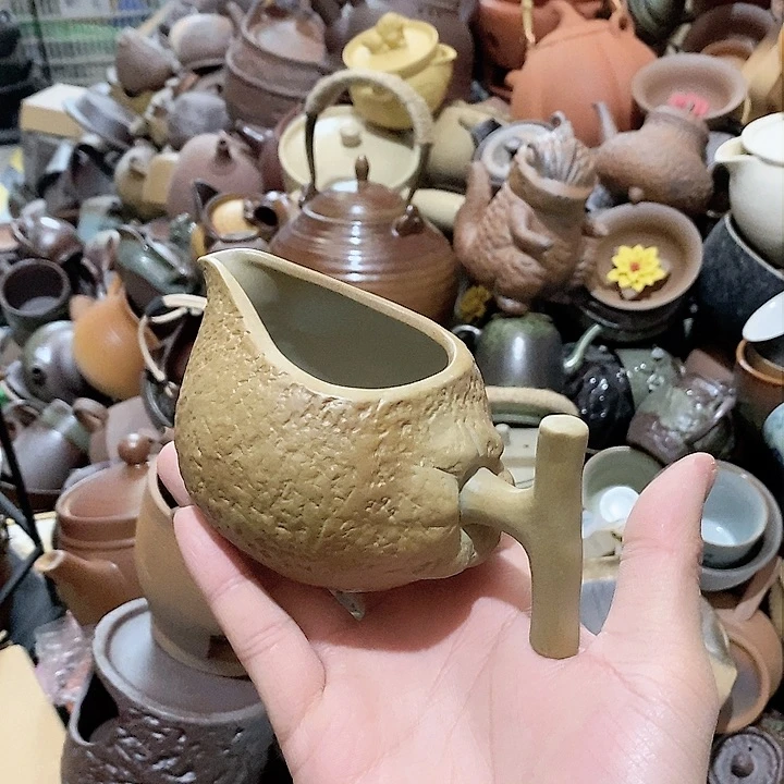 瓷片荷花的小尾巴真的好可爱呜呜好