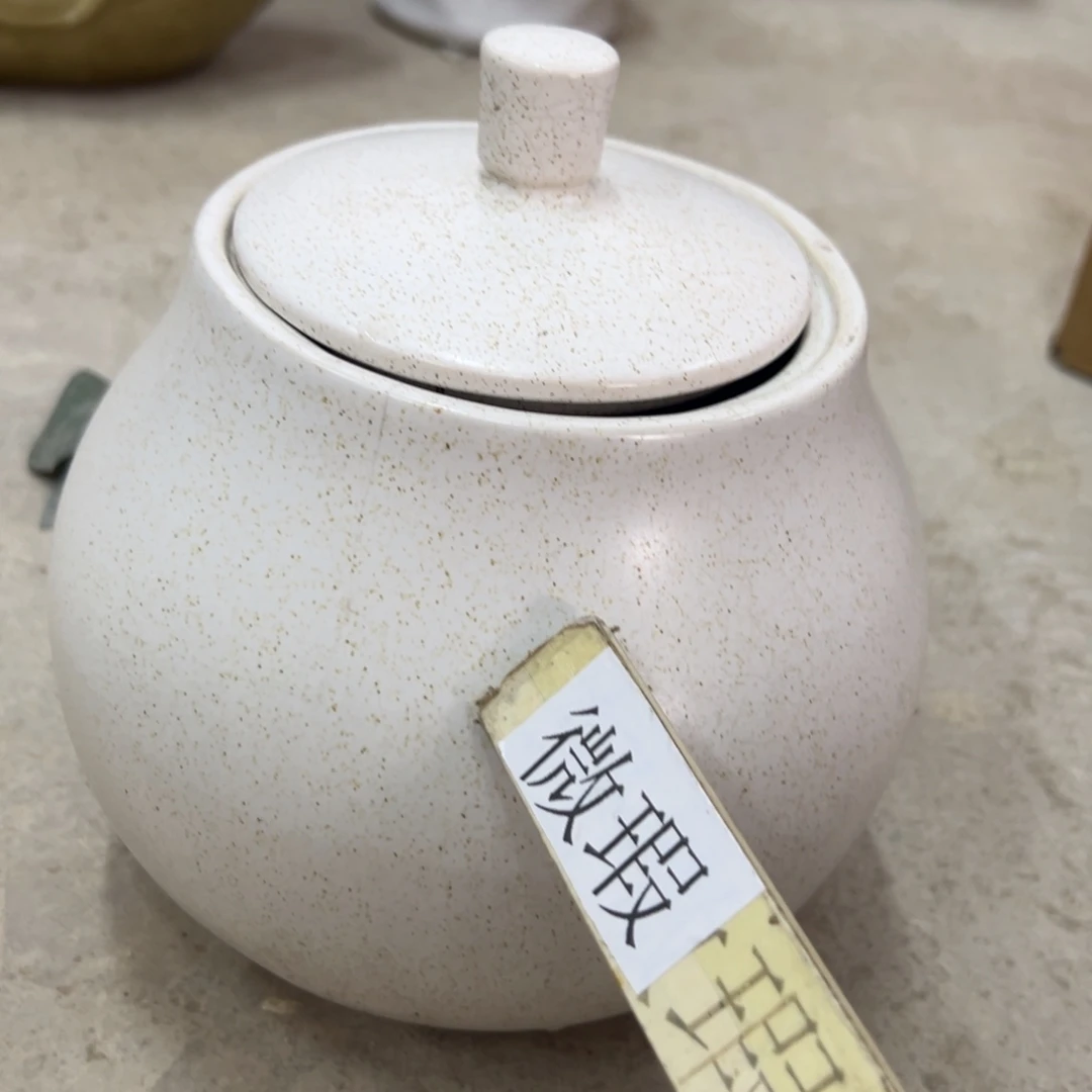 微瑕青花瓷器值得厚爱