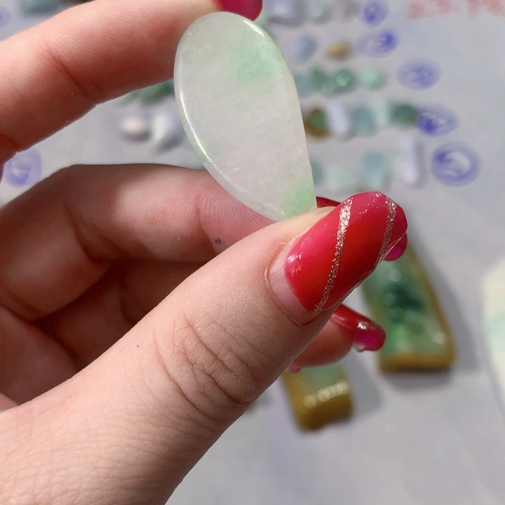 未镶嵌手串翡翠陈*贝纯天然