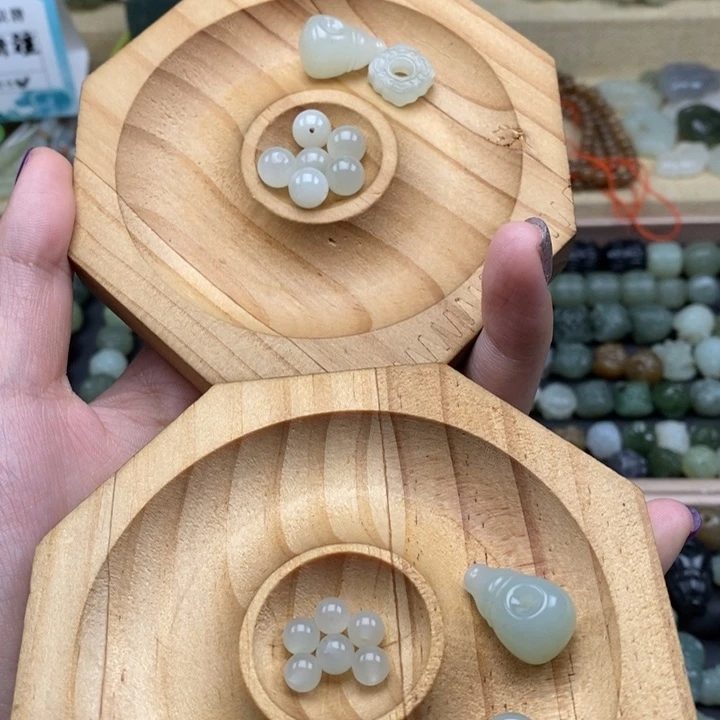 和田玉（糖玉）未镶嵌珠宝半成品