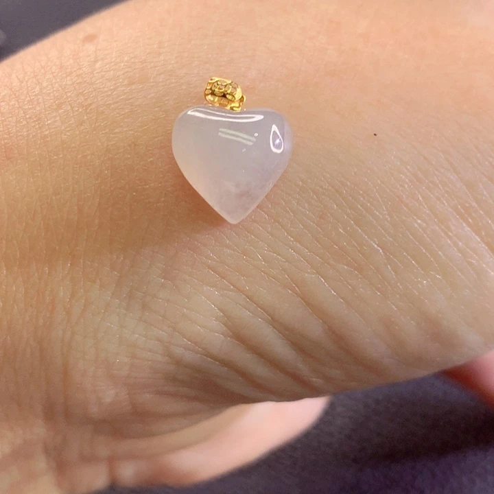 翡翠18K金镶嵌颈饰翡翠