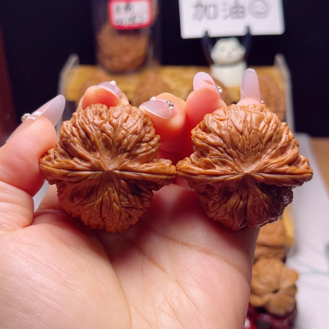 文玩核桃吊坠全品大尺正球磨