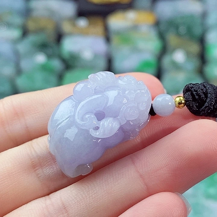 颈饰未镶嵌翡翠天然