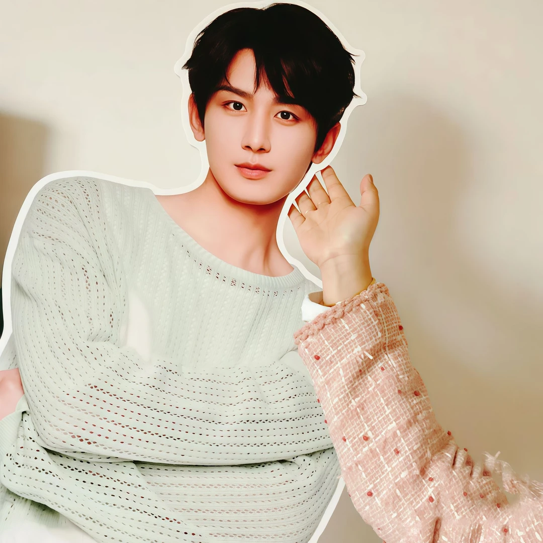 明星人形立牌定制动漫卡通二次元三折叠人像立牌等身等高kt板定做