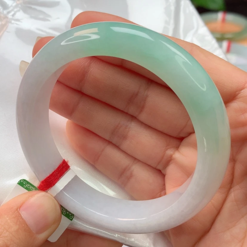 【闪购商品】翡翠手镯未镶嵌天然翡翠手镯