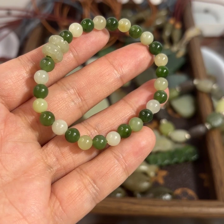 岫岩老玉（透闪石质玉）未镶嵌手链