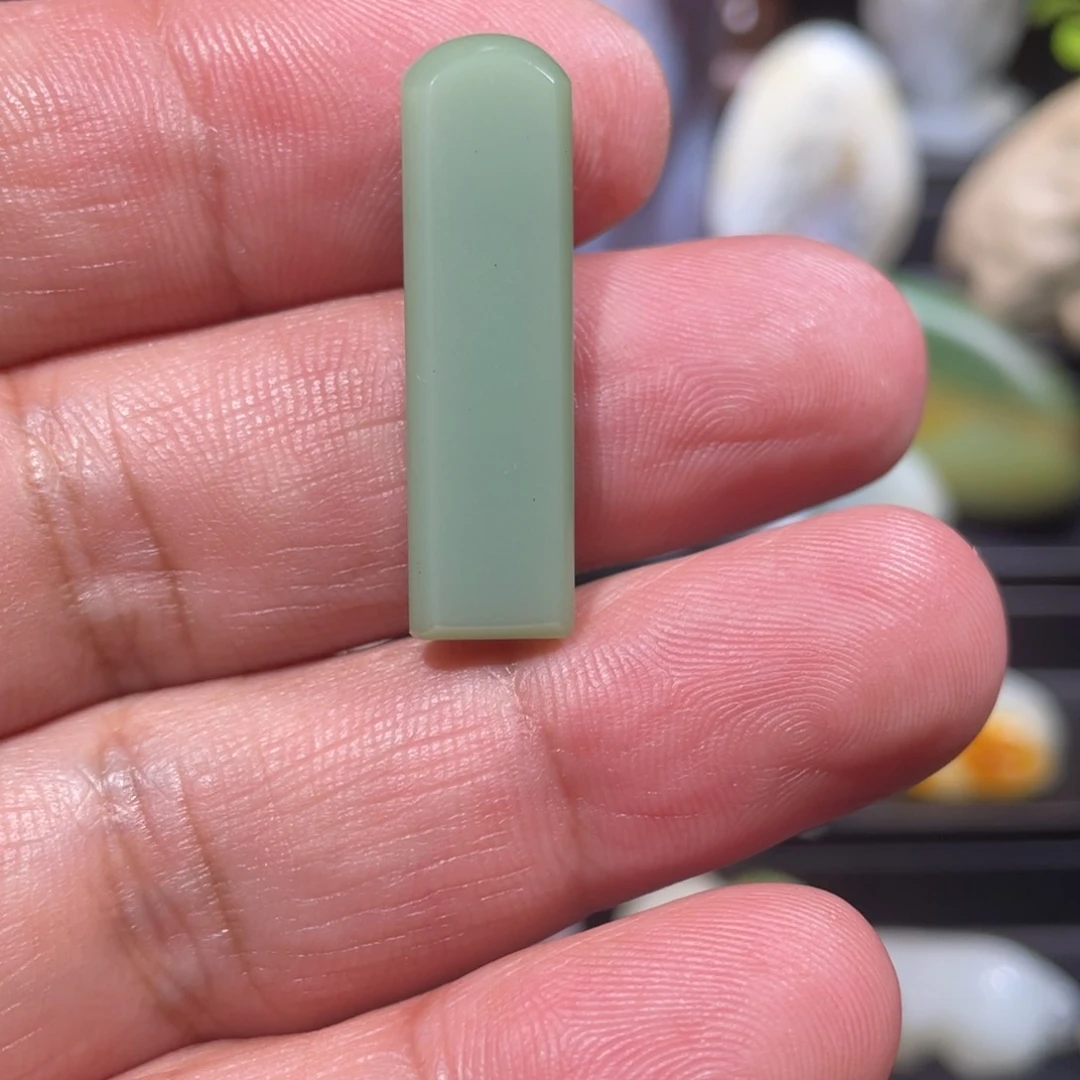 和田玉（碧玉）未镶嵌颈饰