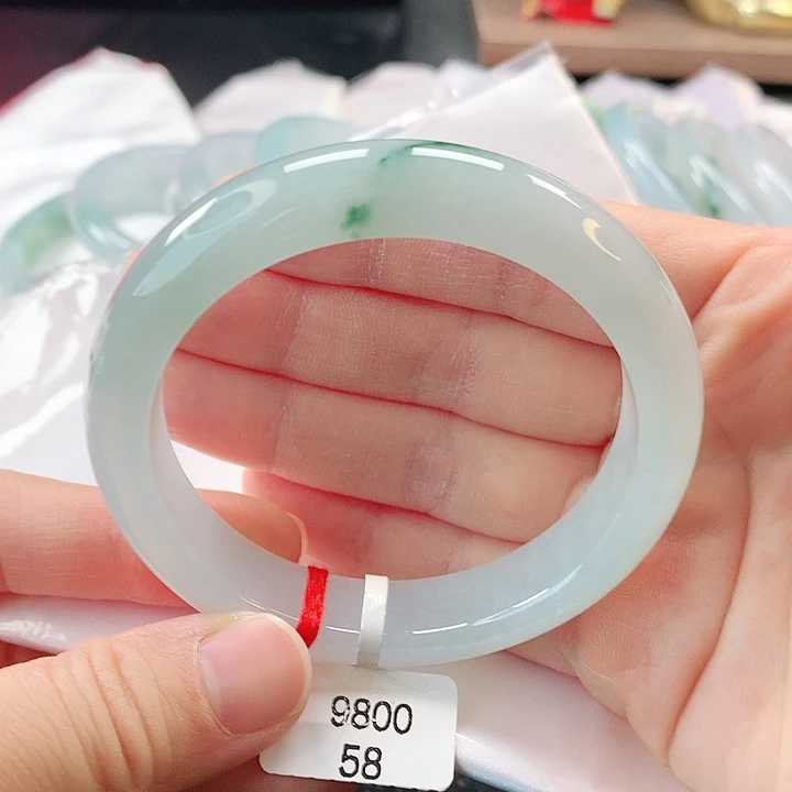 未镶嵌手镯翡翠缅甸A货翡翠手镯