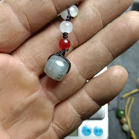 和田玉未镶嵌车挂