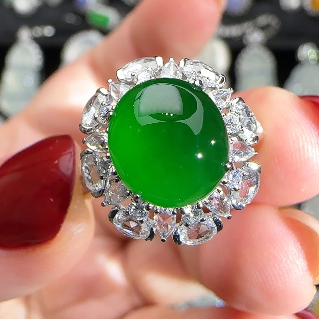 翡翠18K金镶嵌戒指天然翡翠