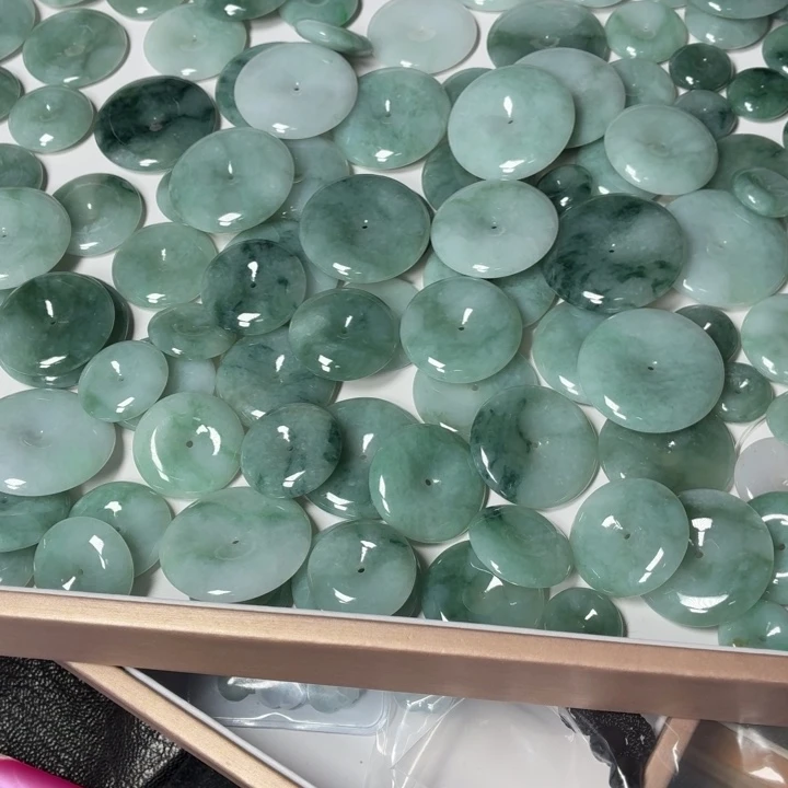 定制翡翠未镶嵌喜欢的挑