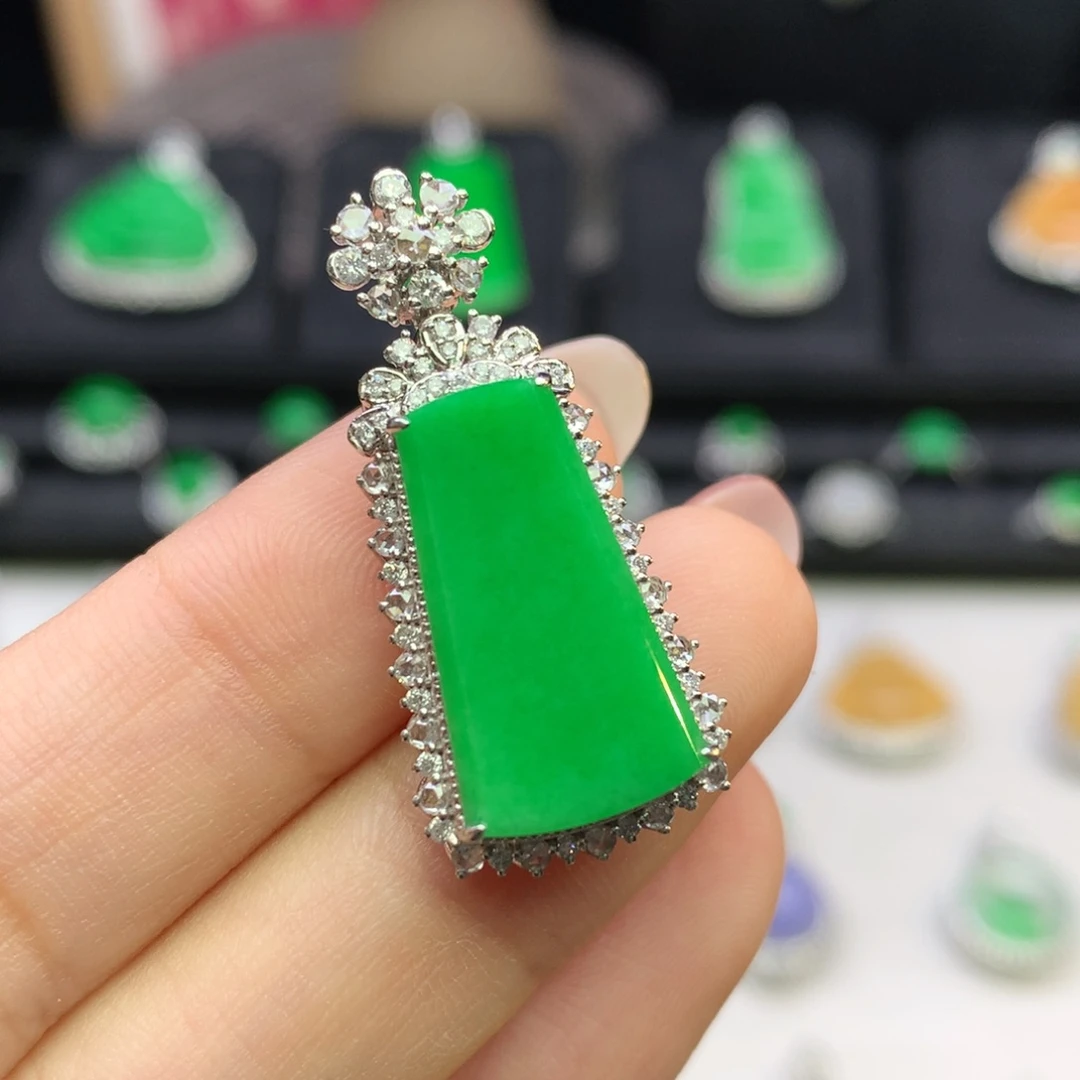 翡翠18K金镶嵌吊坠(不含链)