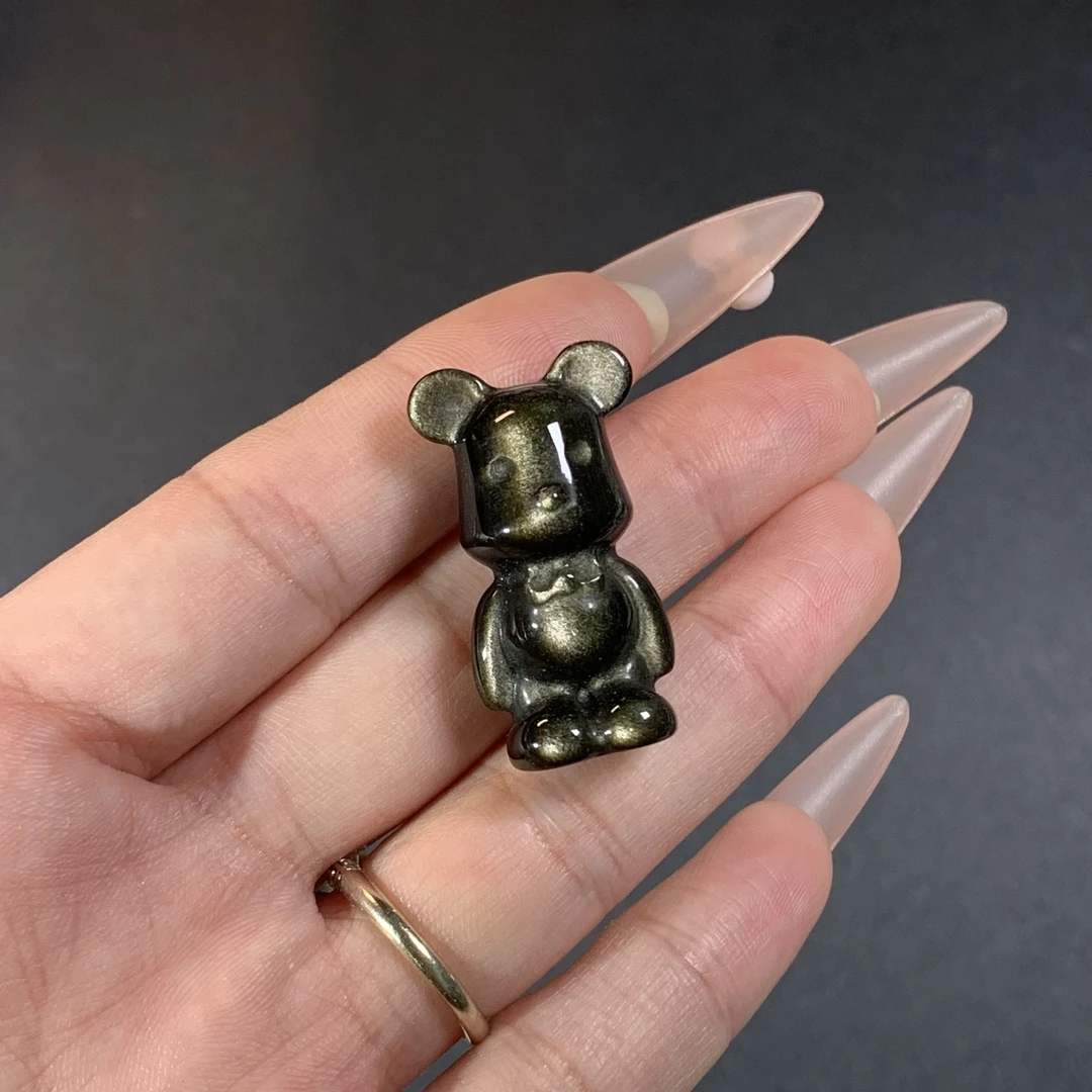 高货金曜石暴力熊立体雕刻