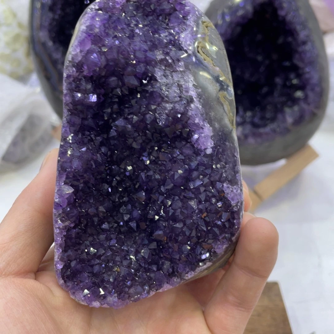 水晶大型摆件（非配饰）未镶嵌