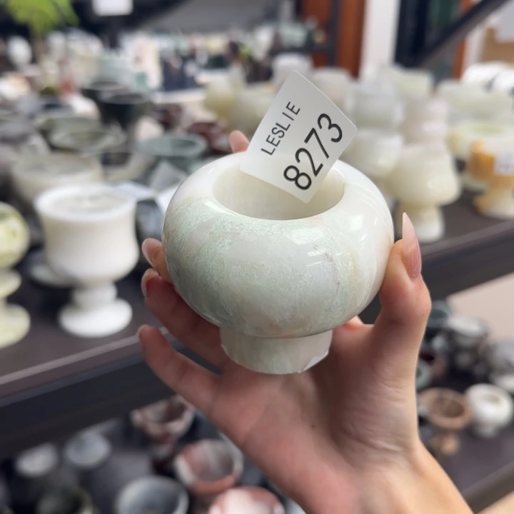 X273.         罐蜡。味道自选