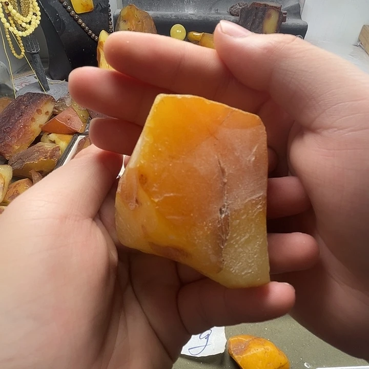 定制琥珀未镶嵌纯天然蜜蜡吊坠