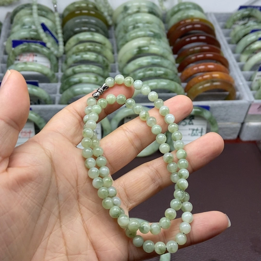 未镶嵌蛇纹石玉手链
