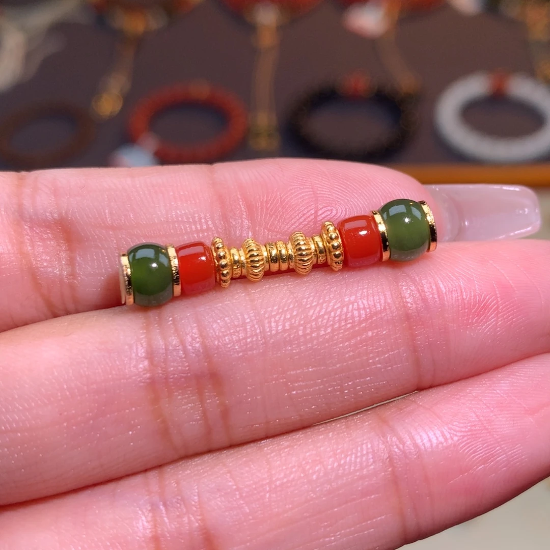 南红玛瑙未镶嵌颈饰