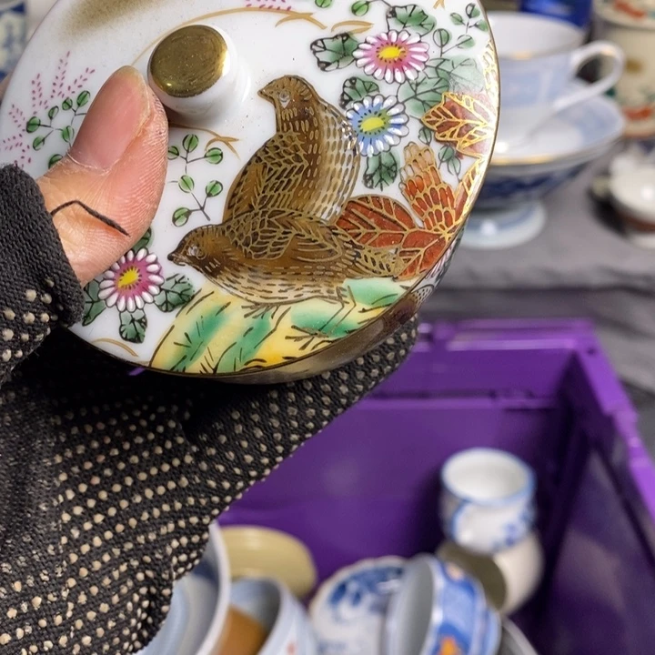 宇****哥陶瓷餐具家用小型
