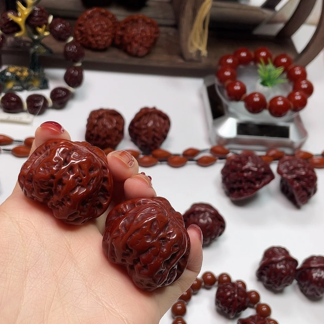 吊坠橄榄核R*•核桃