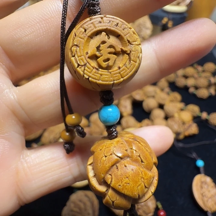 吊坠桃核纯手工桃核雕刻舍得挂件