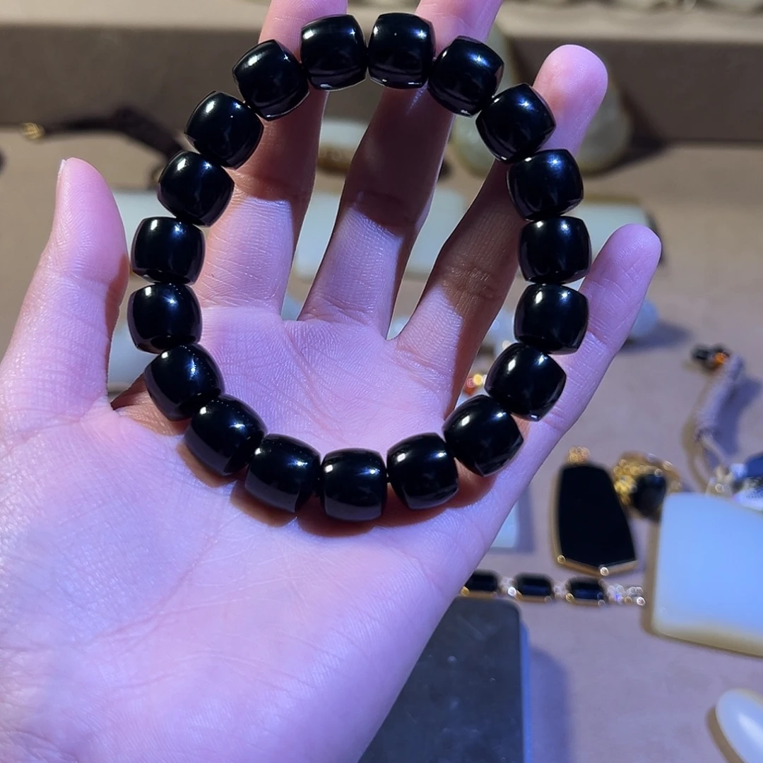 和田玉未镶嵌手串