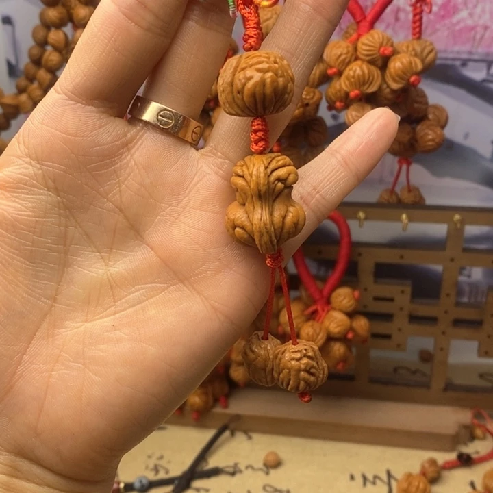 桃核吊坠龙纹桃枭