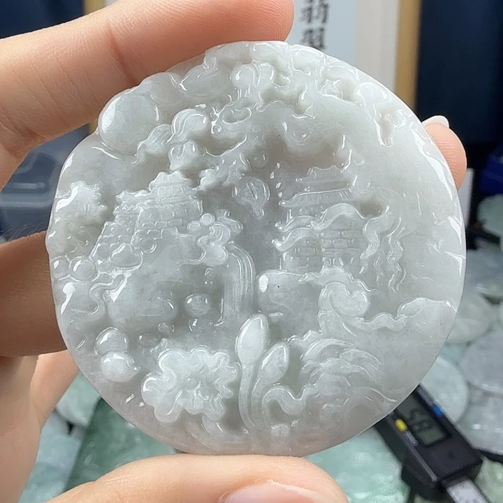 翡翠未镶嵌颈饰翡翠