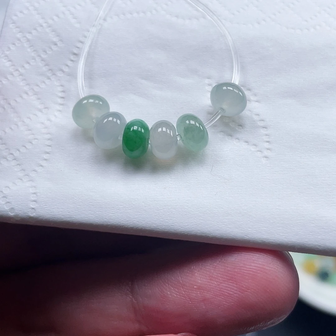 定制翡翠未镶嵌卡6.4