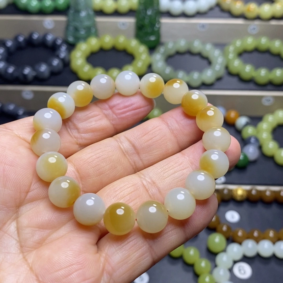 和田玉未镶嵌手串