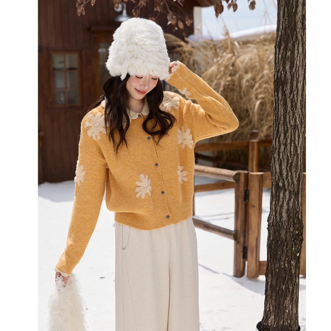 谜秀新品黄色复古提花毛衣2025秋冬北极绒针织衫宽松慵懒风套头