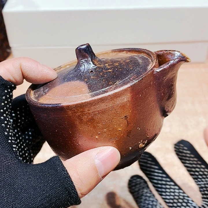 四海瓷器杂项如图所示二*