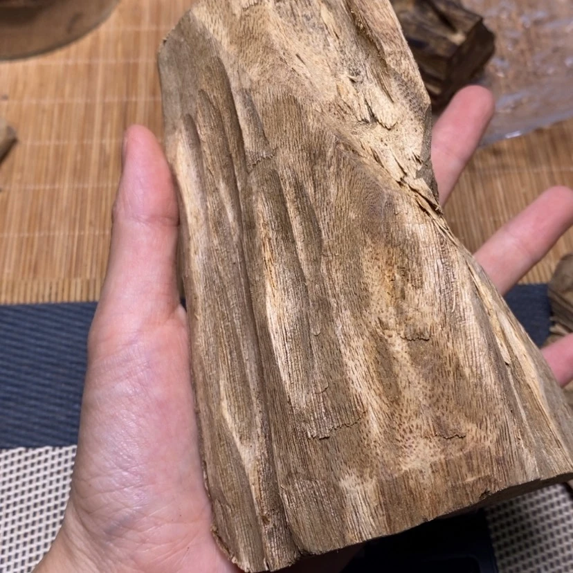 【闪购商品】香榧木黄油格153克
