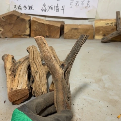 大果紫檀（缅甸花梨）王*