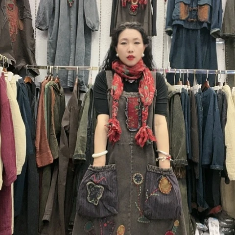 刺绣招财猫重工艺刺绣牛仔背带裙四季可穿