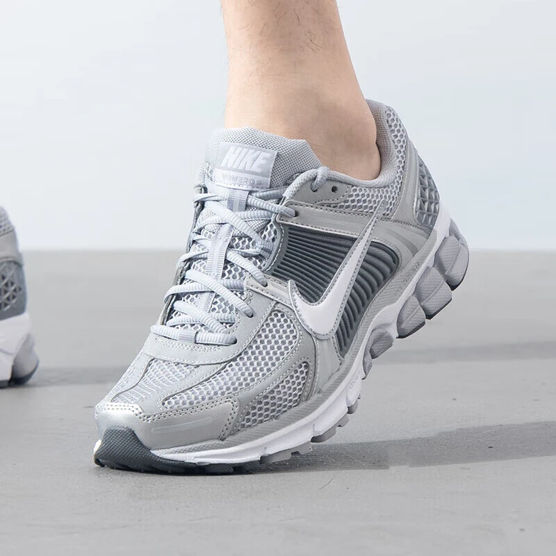 Nike耐克男鞋2025新款vomero 5透气轻便缓震复古跑步鞋FJ4151-003