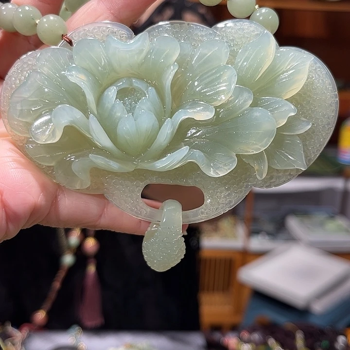 未镶嵌岫玉毛衣链