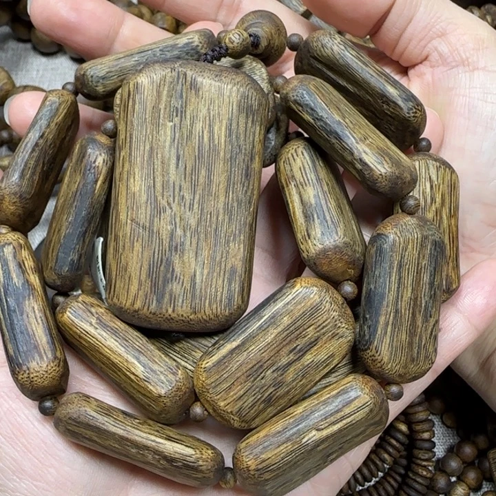 沉香手串莺歌绿多样性发货一条卡19-89克