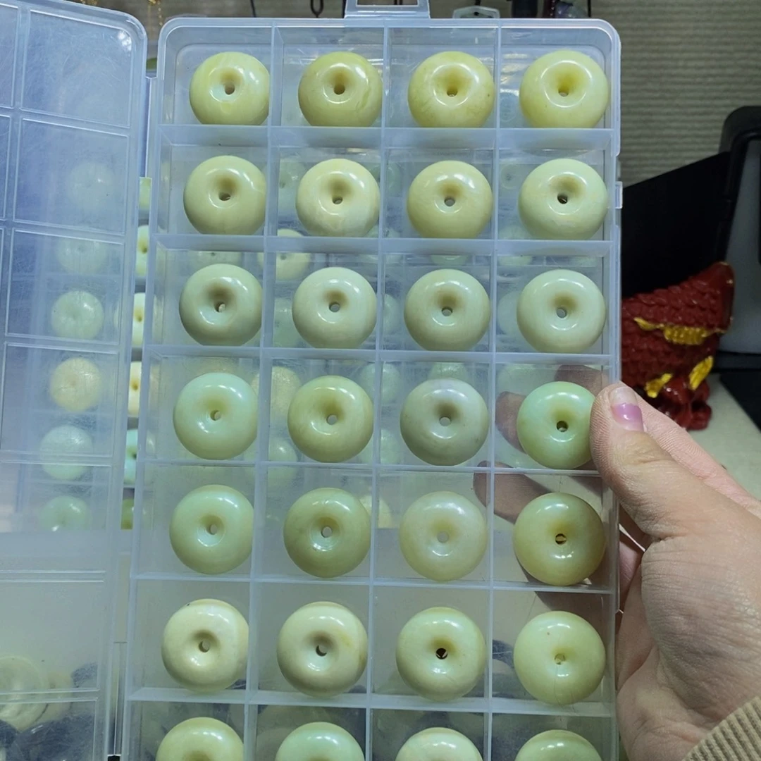 蛇纹石玉其他未镶嵌377