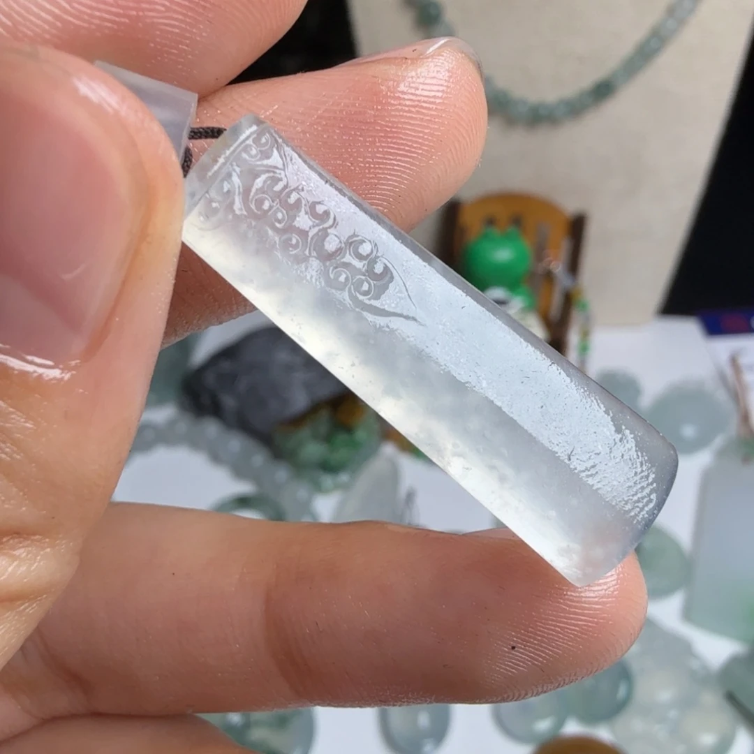 定制翡翠未镶嵌包工