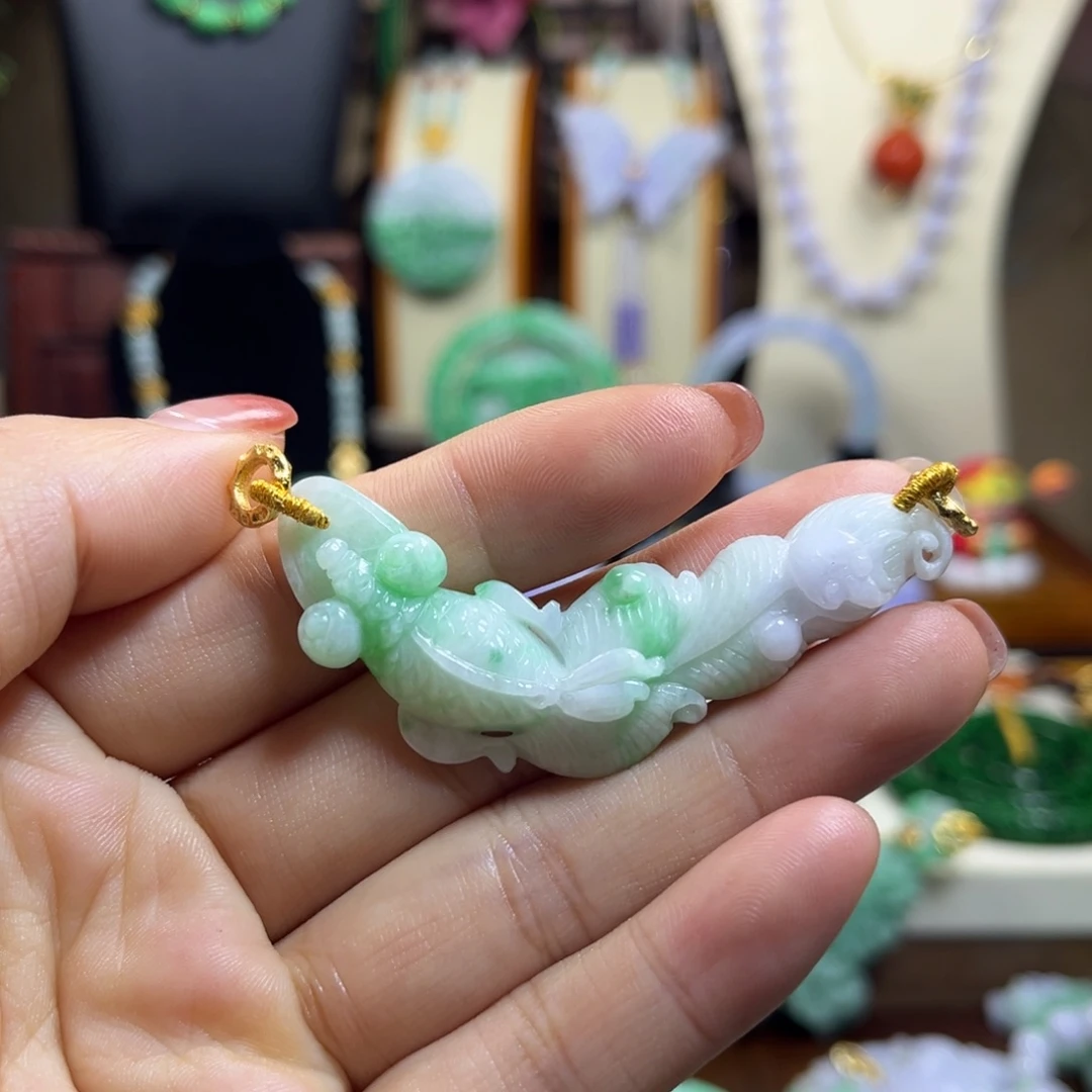 翡翠未镶嵌颈饰天然翡翠