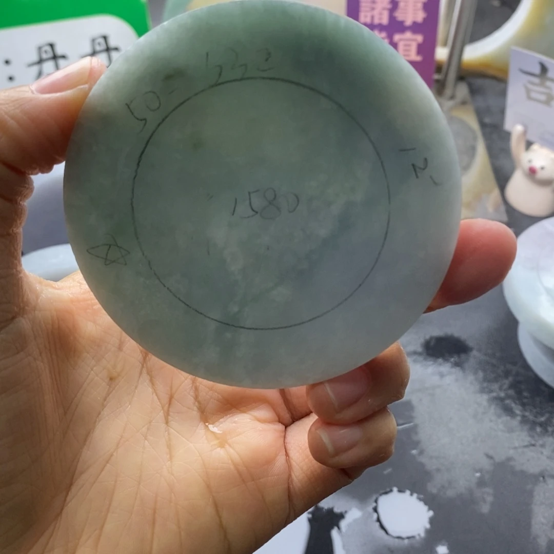 定制翡翠未镶嵌翡翠手镯