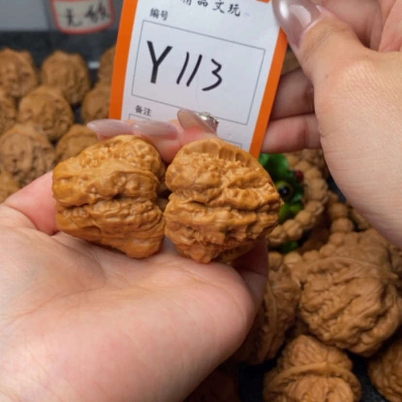 【闪购商品】把件桃核骆***。36蛙蛙
