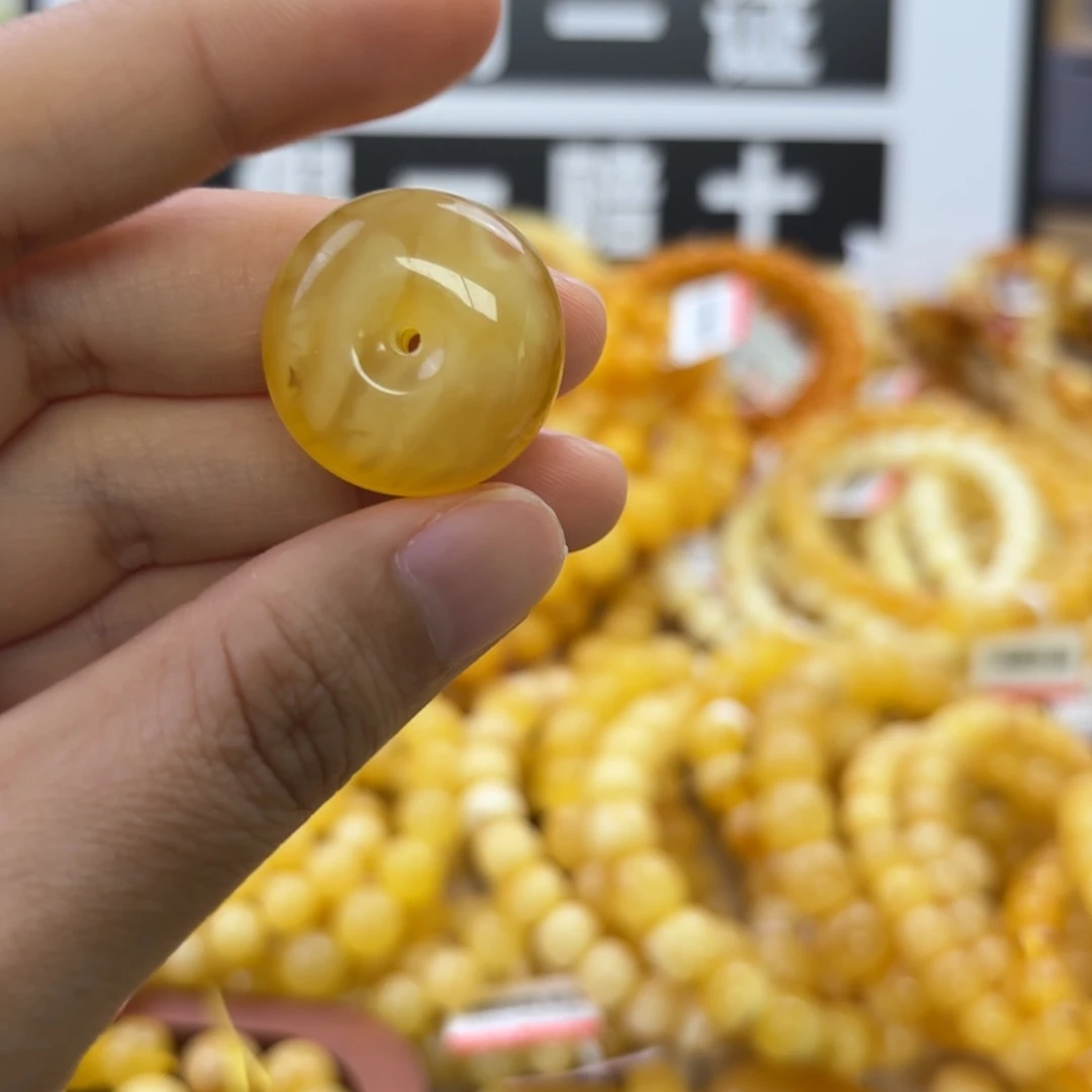 琥珀未镶嵌珠宝奇石