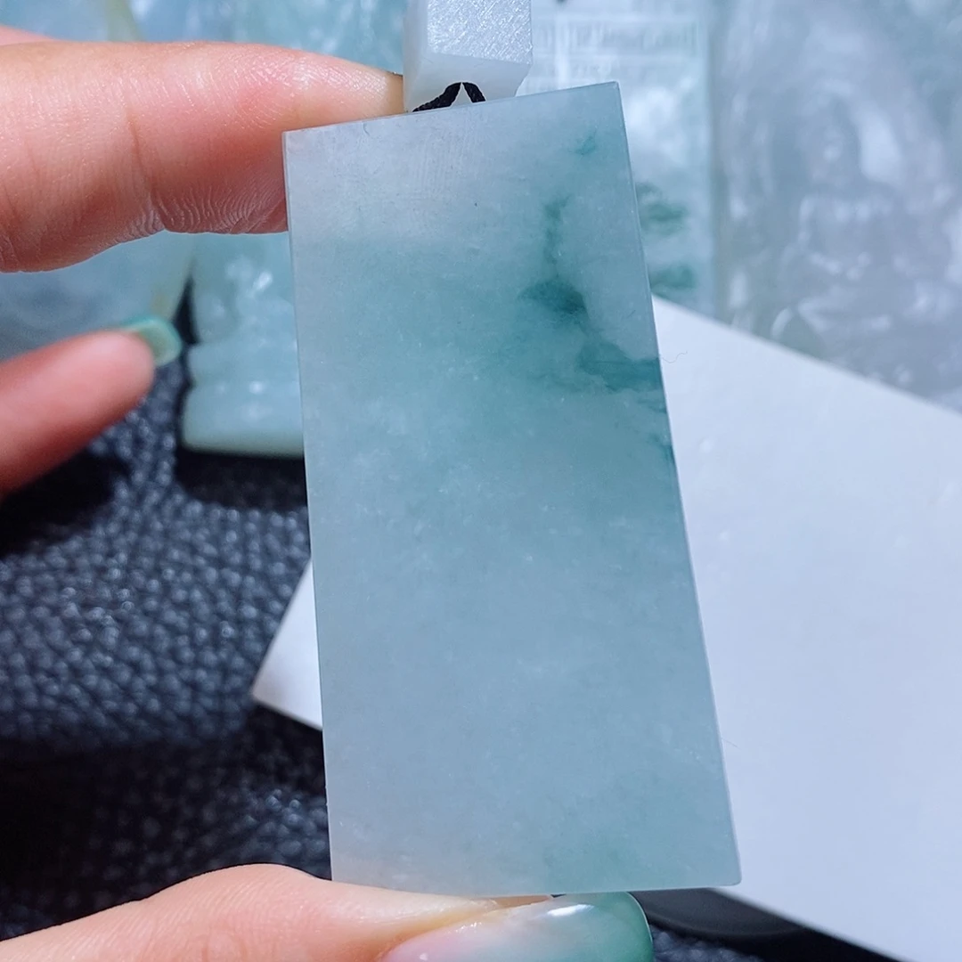 定制翡翠未镶嵌毛货付款后确认抛光