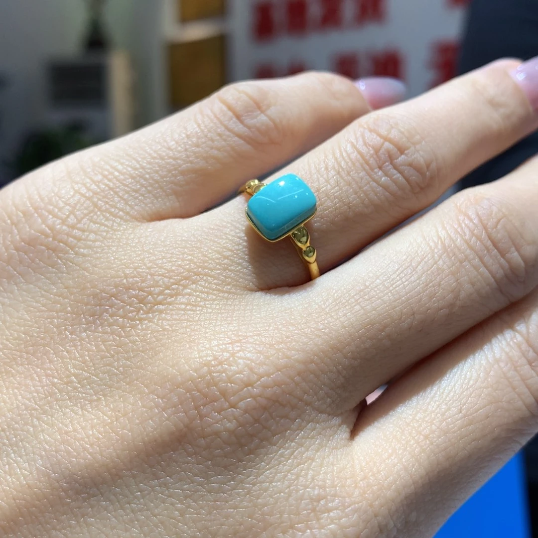 18K金镶嵌绿松石戒指