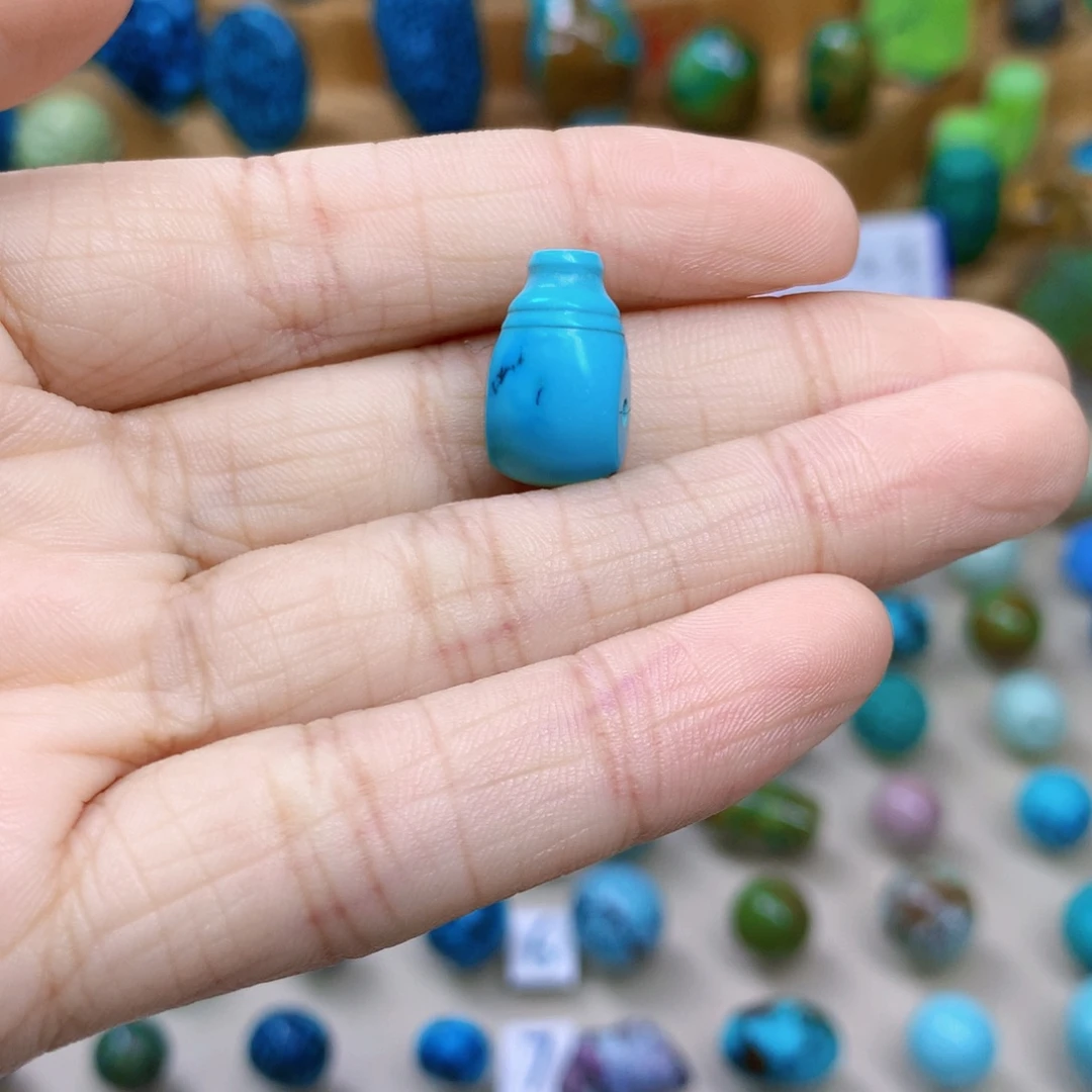 绿松石未镶嵌三彩随行