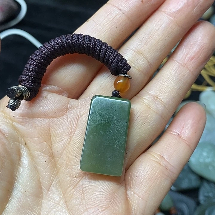 未镶嵌和田玉（糖玉）挂件