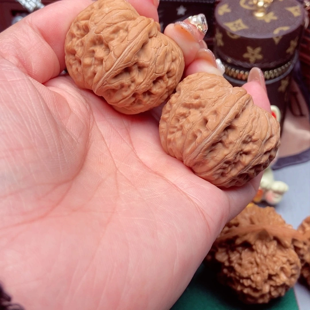 文玩核桃吊坠平谷元宝全42