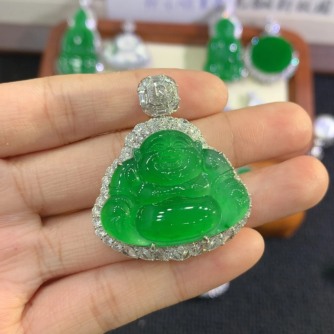 【闪购商品】吊坠(不含链)18K金镶嵌翡翠佛公
